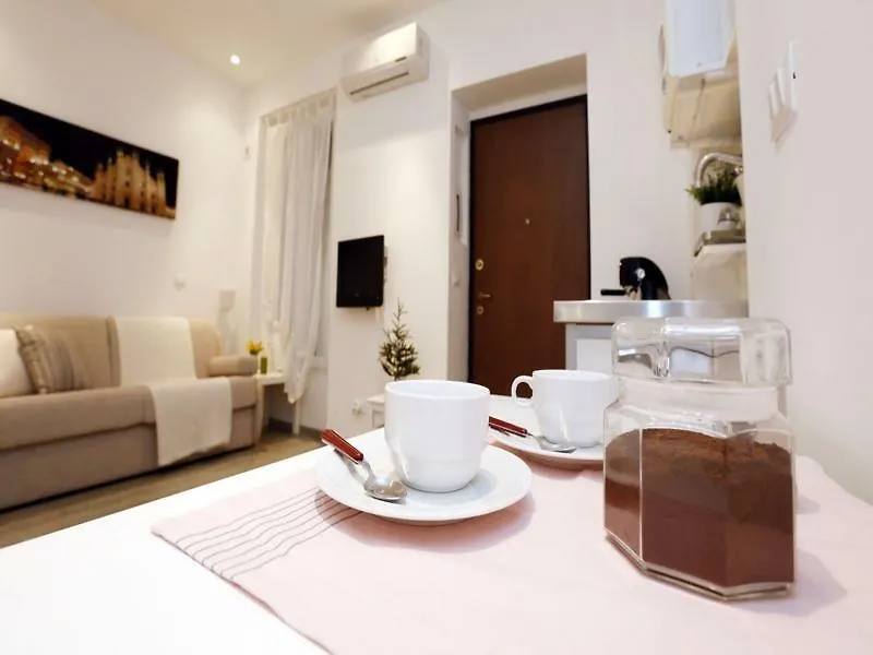 Hintown Casa Tiziana Apartment Milan Italy