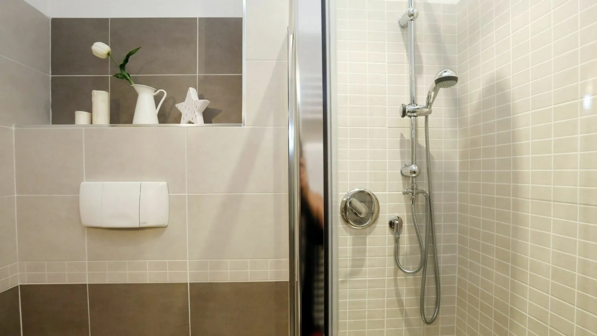Hintown Casa Tiziana Apartment Milan