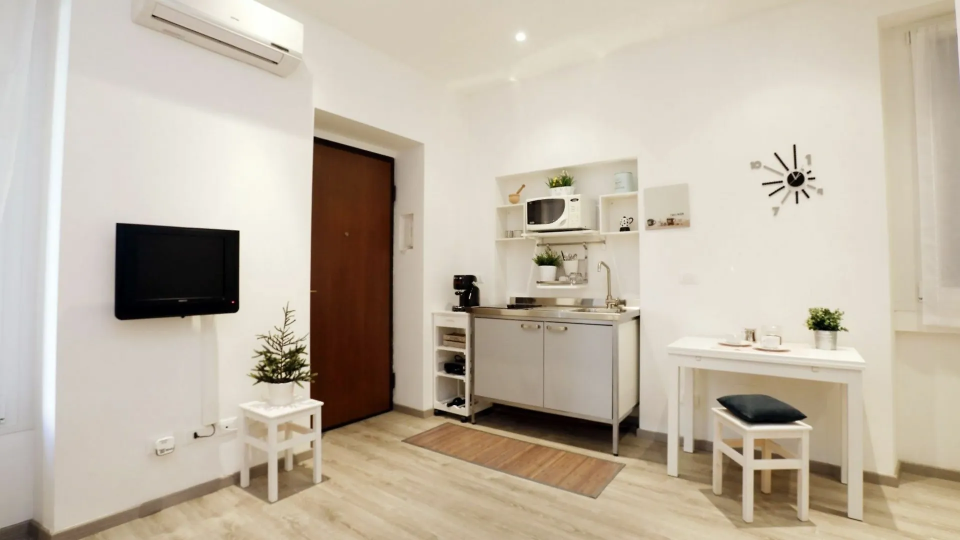 Hintown Casa Tiziana Apartamento Milão 0*,