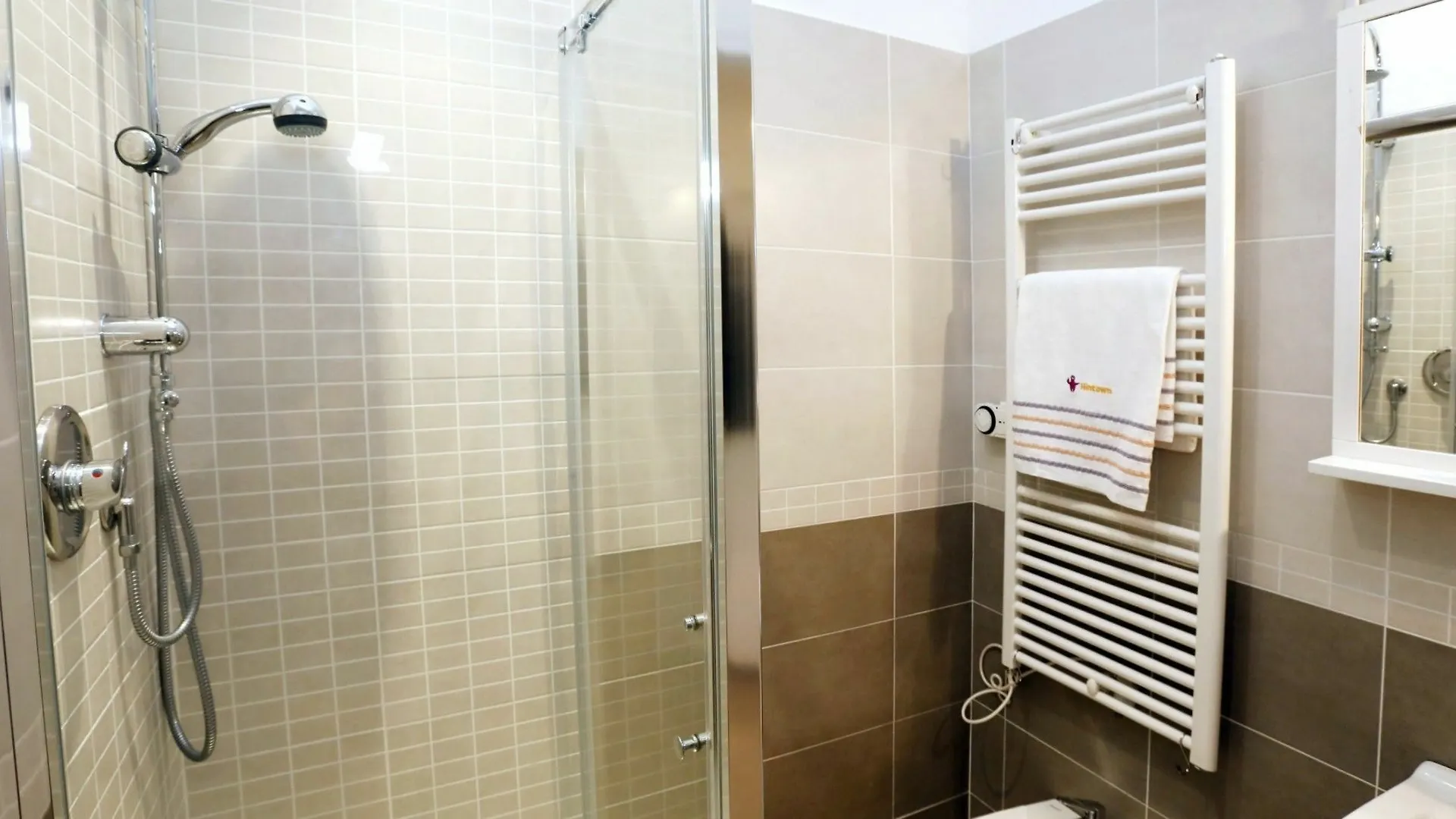 Hintown Casa Tiziana Apartment Milan 0*,